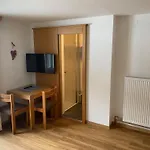 Haus Ganzer Daire Sankt Jakob in Defereggen
